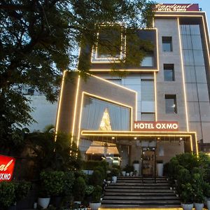 Hotel Cardinal Oxmo Delhi Airport